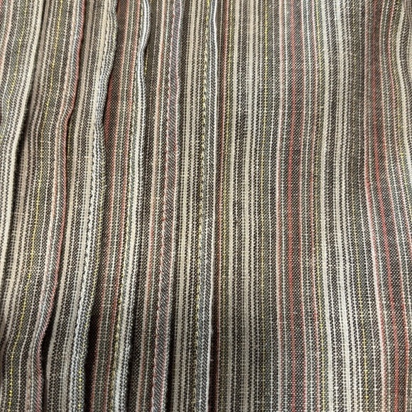 Lane Bryant Womans Button Up Shirt Tucks On Each Side Of Front Size 26/28 - Picture 13 of 14